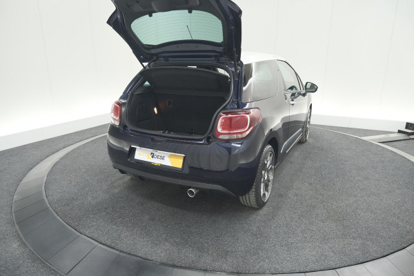 DS DS 3 PureTech 110 So Chic | Camera | Navigatie | Parkeersensoren | Climate Control