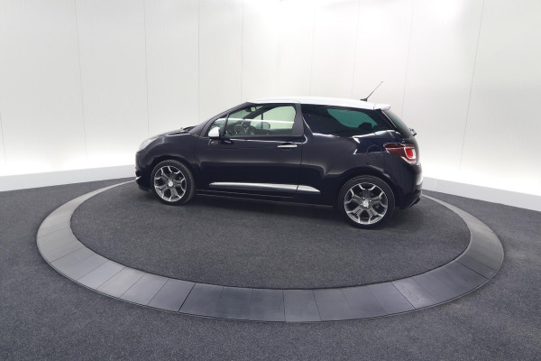 DS DS 3 PureTech 110 So Chic | Camera | Navigatie | Parkeersensoren | Climate Control