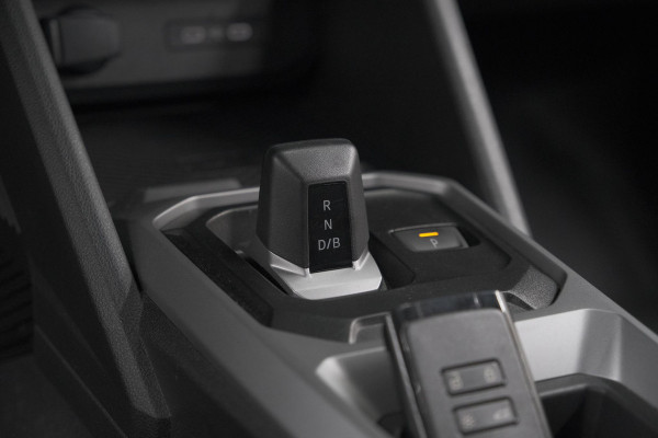 Dacia Duster 1.6 Hybrid 140 Journey | 360 Camera | Pack Winter | Dodehoekdetectie