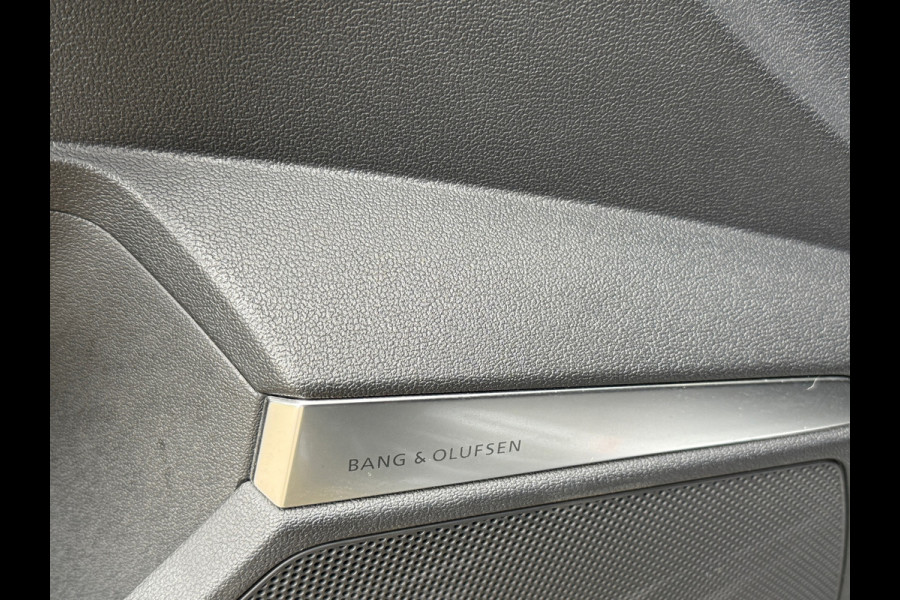 Audi A3 Limousine 35 TFSI Edition One Pano|Matrix|B&O|Sportstoelen