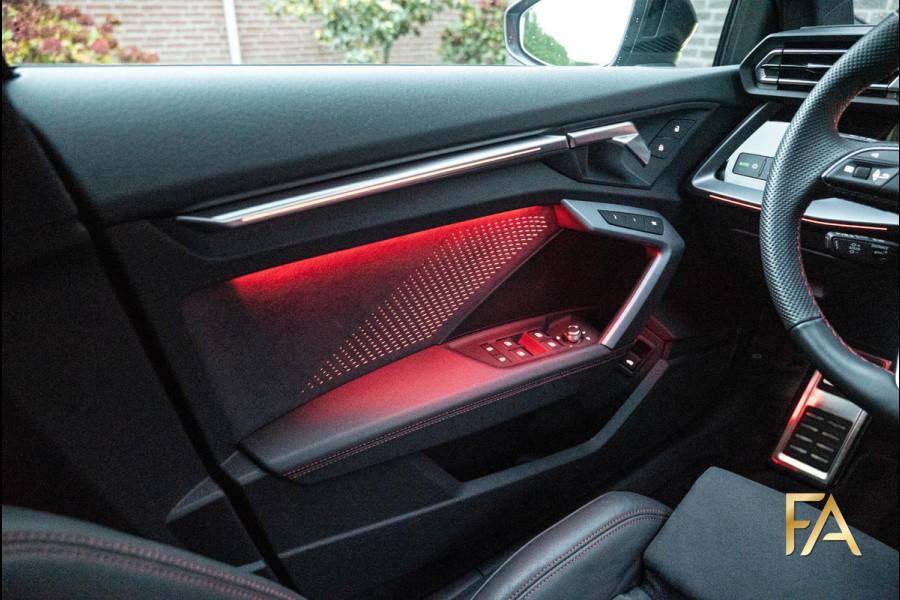 Audi A3 Sportback 35 TFSI S Line RSseats|Ruitleder|Pano|MatrixLED