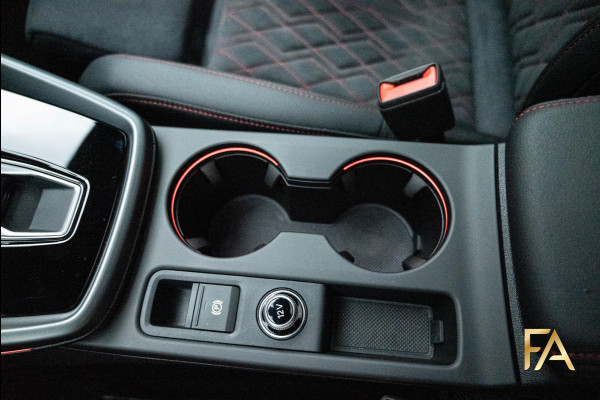 Audi A3 Sportback 35 TFSI S Line RSseats|Ruitleder|Pano|MatrixLED