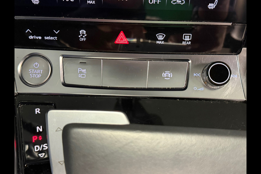 Audi e-tron Sportback 55 quattro S edition 95 kWh PANORAMADAK 360 CAMERA B&O CAMERASPIEGELS ADAPTIEVE CRUISE CONTROL HEADUP