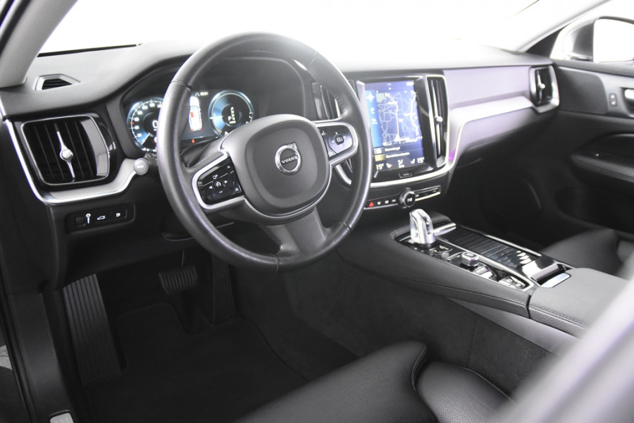Volvo V60 2.0 T8 Recharge AWD Inscription *Panoramadak*Full Options*