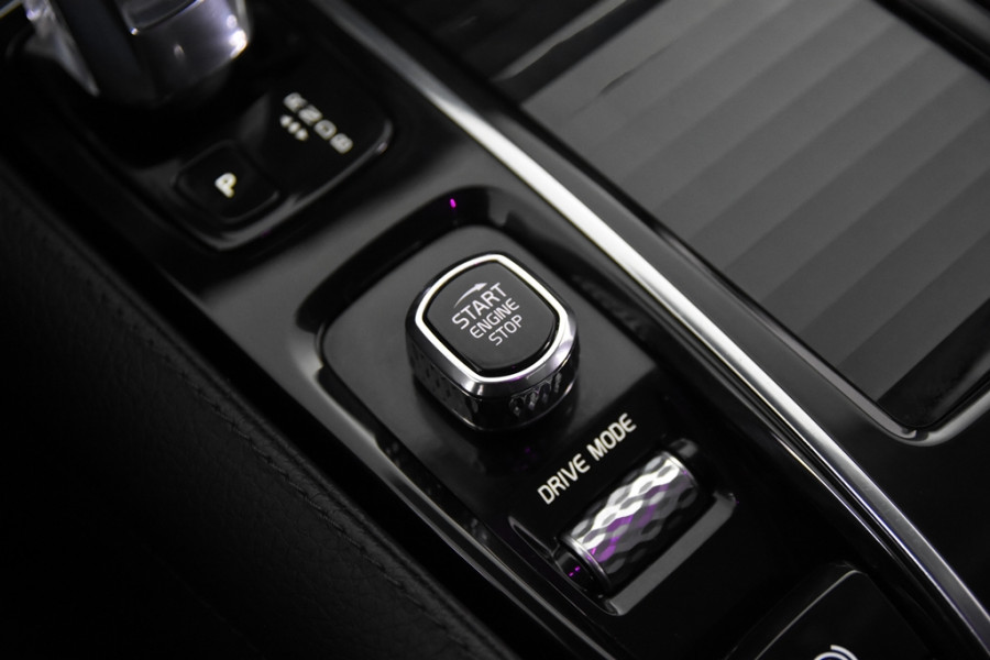 Volvo V60 2.0 T8 Recharge AWD Inscription *Panoramadak*Full Options*