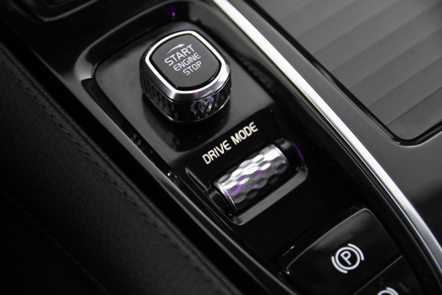 Volvo V60 2.0 T8 Recharge AWD Inscription *Panoramadak*Full Options*