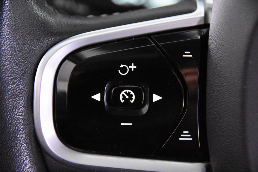 Volvo V60 2.0 T8 Recharge AWD Inscription *Panoramadak*Full Options*