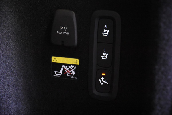 Volvo V60 2.0 T8 Recharge AWD Inscription *Panoramadak*Full Options*