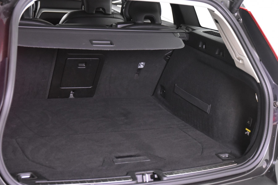 Volvo V60 2.0 T8 Recharge AWD Inscription *Panoramadak*Full Options*