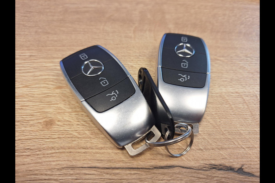 Mercedes-Benz C-Klasse Estate 180 AMG Virtual | Pano | 360 cam | Sfeer | Leder alcantara | Trekhaak 1800kg | occasion