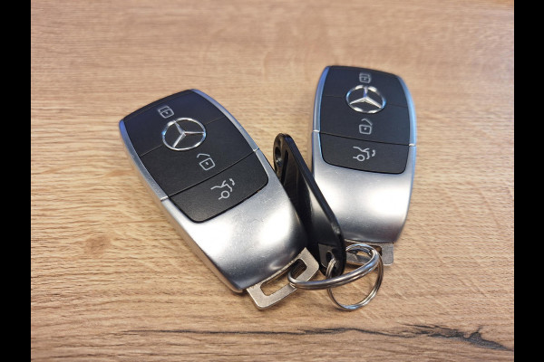 Mercedes-Benz C-Klasse Estate 180 AMG Virtual | Pano | 360 cam | Sfeer | Leder alcantara | Trekhaak 1800kg | occasion