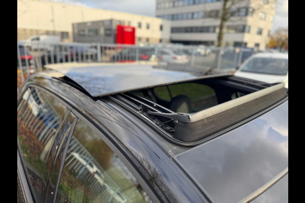 Volkswagen Golf 1.4 eHybrid GTE Panorama Led Stoelver. Stuurverw.