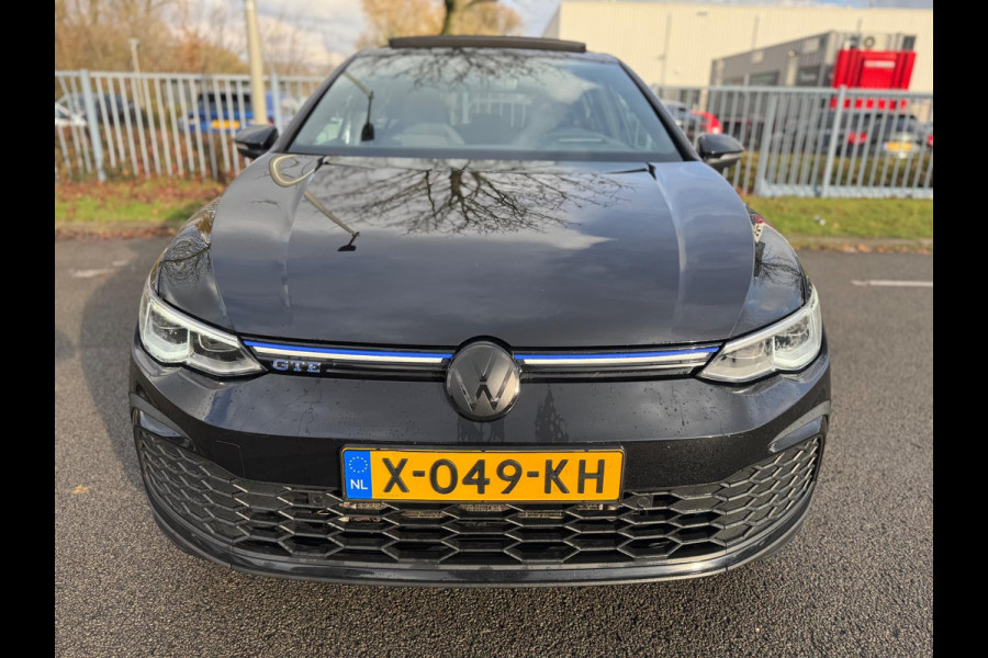 Volkswagen Golf 1.4 eHybrid GTE Panorama Led Stoelver. Stuurverw.