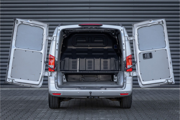 Mercedes-Benz Vito 111 CDI Lang - 19 inch AMG- Climate Controle