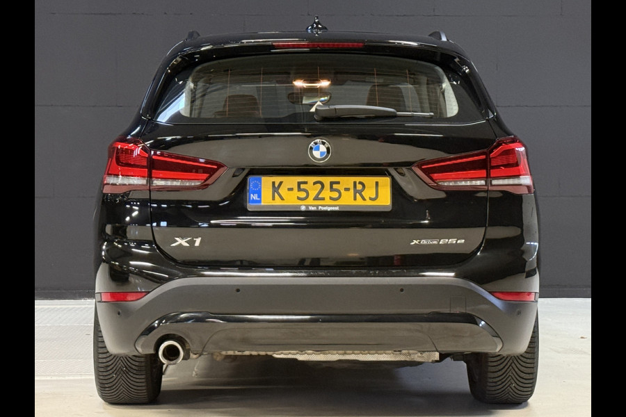 BMW X1 xDrive25e | NL auto | Leder | Carplay | Head-Up | Stoelverwarming | Full LED | Dealer onderhouden