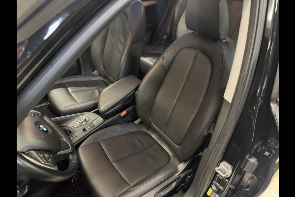 BMW X1 xDrive25e | NL auto | Leder | Carplay | Head-Up | Stoelverwarming | Full LED | Dealer onderhouden