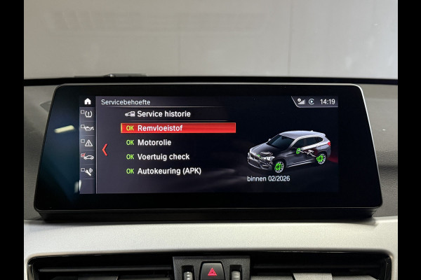 BMW X1 xDrive25e | NL auto | Leder | Carplay | Head-Up | Stoelverwarming | Full LED | Dealer onderhouden