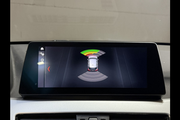 BMW X1 xDrive25e | NL auto | Leder | Carplay | Head-Up | Stoelverwarming | Full LED | Dealer onderhouden