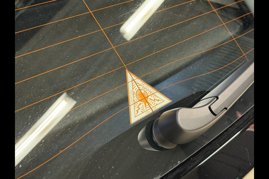 BMW X1 xDrive25e | NL auto | Leder | Carplay | Head-Up | Stoelverwarming | Full LED | Dealer onderhouden