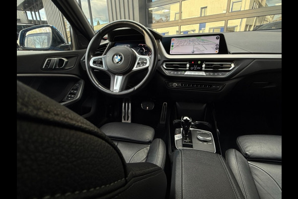 BMW 1-serie 118i M-Sport vol Leer Bovag garantie Apple carplay Misano bleu