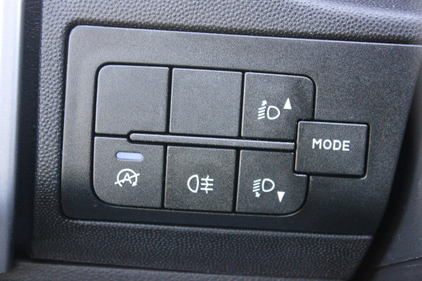 Opel Movano 33 2.2 CDTI 140pk L2H2 - Airco - Camera - Cruise - Blind Spot - 270 deuren - Rijklaar