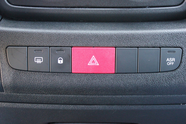 Opel Movano 33 2.2 CDTI 140pk L2H2 - Airco - Camera - Cruise - Blind Spot - 270 deuren - Rijklaar