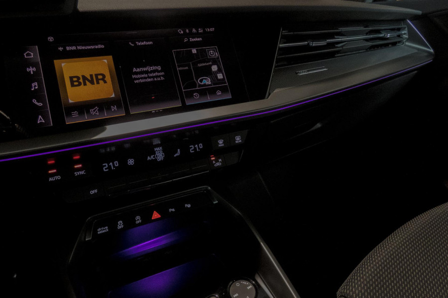 Audi A3 Sportback 30 TFSI S edition | S-LINE | AMBIANCEVERLICHTING | ACC | LED | PDC