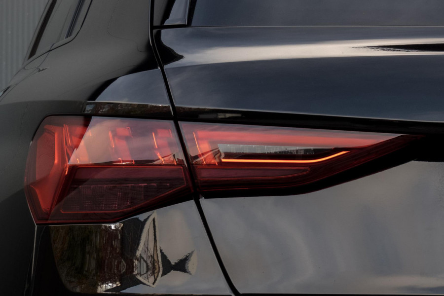 Audi A3 Sportback 30 TFSI S edition | S-LINE | AMBIANCEVERLICHTING | ACC | LED | PDC