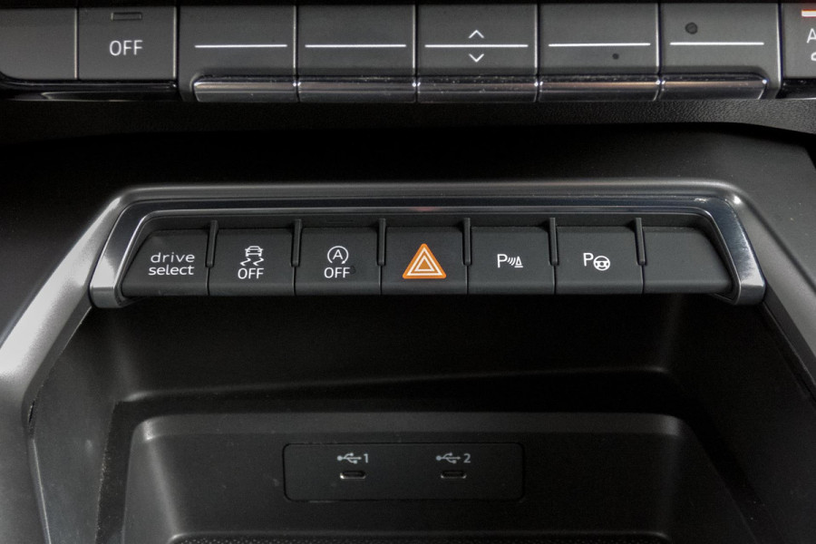 Audi A3 Sportback 30 TFSI S edition | S-LINE | AMBIANCEVERLICHTING | ACC | LED | PDC