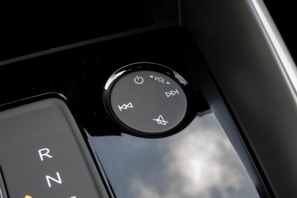 Audi A3 Sportback 30 TFSI S edition | S-LINE | AMBIANCEVERLICHTING | ACC | LED | PDC