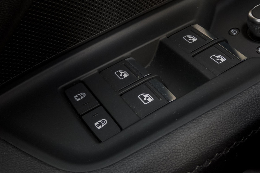 Audi A3 Sportback 30 TFSI S edition | S-LINE | AMBIANCEVERLICHTING | ACC | LED | PDC