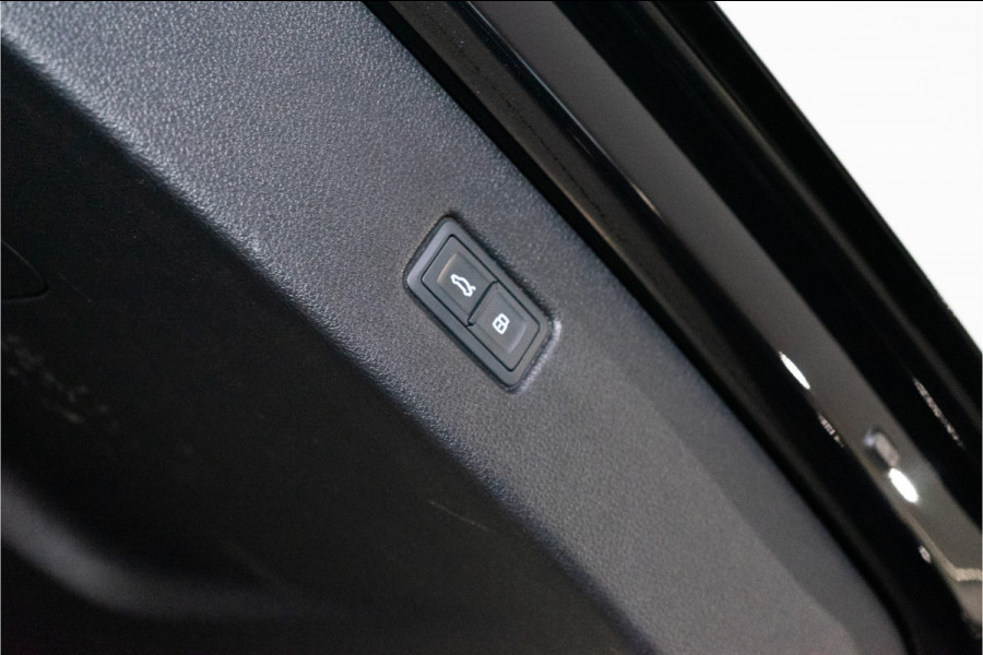 Audi Q7 60 TFSI e Quattro Competition S 456PK | Pano | Trekhaak | Leder | B&O | Matrix | VOL! 12 MND Garantie