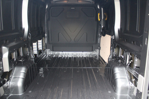 Ford Transit 350 2.0 TDCI L2H2 Limited 165pk - Adaptive Cruise - Xenon - Navi - Blind Spot - 360 camera - Rijklaar