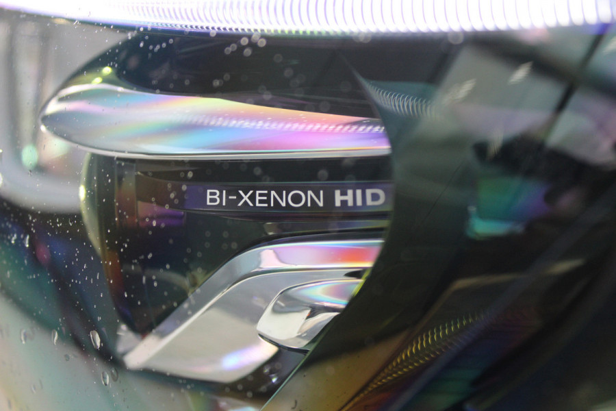 Ford Transit 350 2.0 TDCI L2H2 Limited 165pk - Adaptive Cruise - Xenon - Navi - Blind Spot - 360 camera - Rijklaar