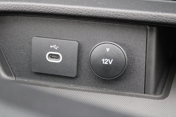 Ford Transit 350 2.0 TDCI L2H2 Limited 165pk - Adaptive Cruise - Xenon - Navi - Blind Spot - 360 camera - Rijklaar