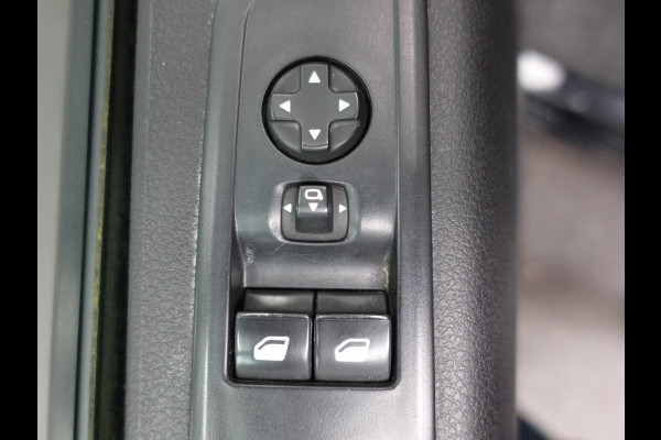 Opel Vivaro 145pk Automaat Dubbele cabine L3H1 Edition Navigatie Cruise Trekhaak Airco