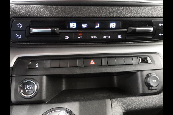 Opel Vivaro 145pk Automaat Dubbele cabine L3H1 Edition Navigatie Cruise Trekhaak Airco