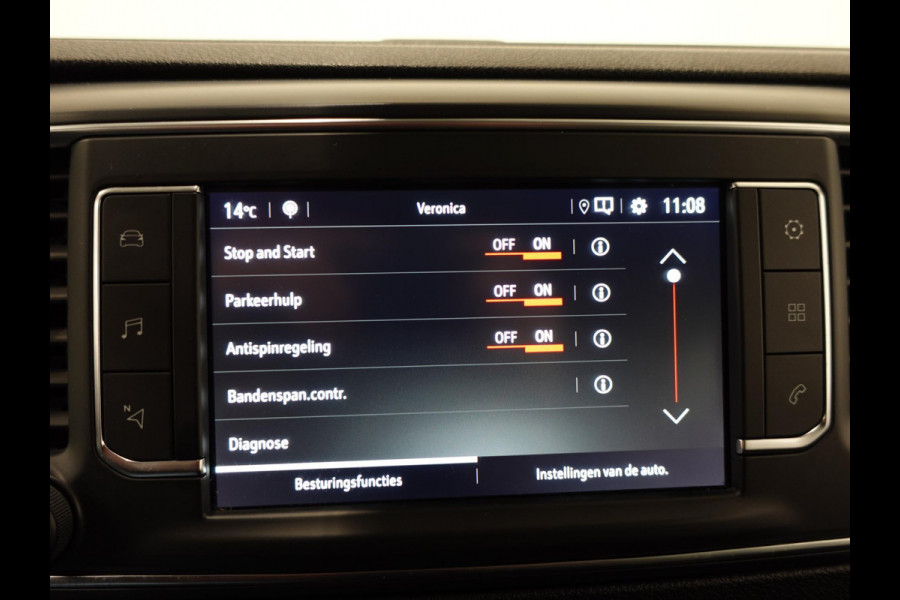 Opel Vivaro 145pk Automaat Dubbele cabine L3H1 Edition Navigatie Cruise Trekhaak Airco