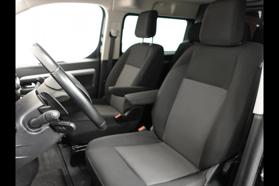 Opel Vivaro 145pk Automaat Dubbele cabine L3H1 Edition Navigatie Cruise Trekhaak Airco