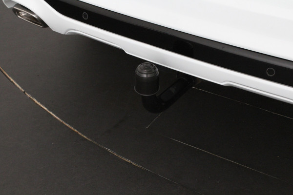 Ford Kuga 2.5 PHEV ST-Line X 225pk > Winterpakket/Trekhaak/all season/Frozen White/Plug-in hybride