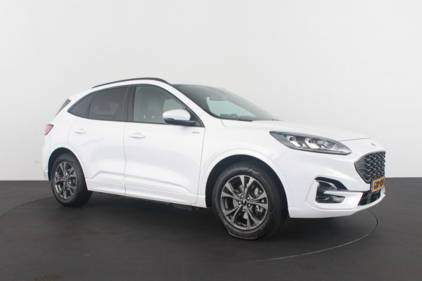 Ford Kuga 2.5 PHEV ST-Line X 225pk > Winterpakket/Trekhaak/all season/Frozen White/Plug-in hybride