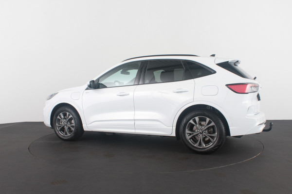 Ford Kuga 2.5 PHEV ST-Line X 225pk > Winterpakket/Trekhaak/all season/Frozen White/Plug-in hybride