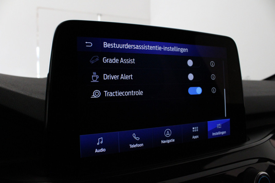 Ford Kuga 2.5 PHEV ST-Line X 225pk > Winterpakket/Trekhaak/all season/Frozen White/Plug-in hybride