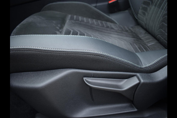 Peugeot E-3008 GT Avantage 210 73 kWh | 20" LICHTMETALEN VELGEN | LED VERLICHTING | PARKEERSENSOREN MET CAMERA | ELECTRISCHE ACHTERKLEP |