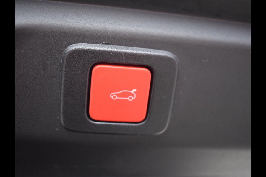 Peugeot E-3008 GT Avantage 210 73 kWh | 20" LICHTMETALEN VELGEN | LED VERLICHTING | PARKEERSENSOREN MET CAMERA | ELECTRISCHE ACHTERKLEP |