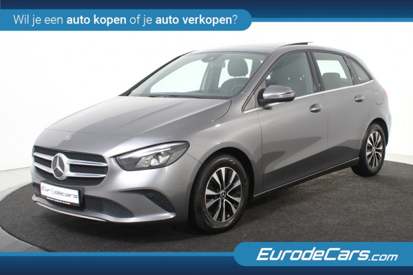Mercedes-Benz B-Klasse 180 *Widescreen*Navigatie*Panoramadak*Stoelverwarming*