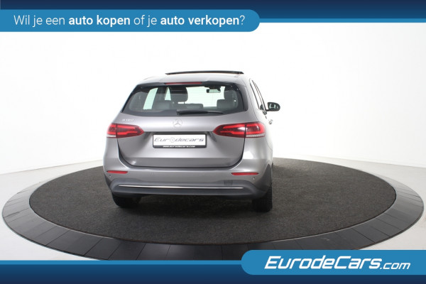Mercedes-Benz B-Klasse 180 *Widescreen*Navigatie*Panoramadak*Stoelverwarming*
