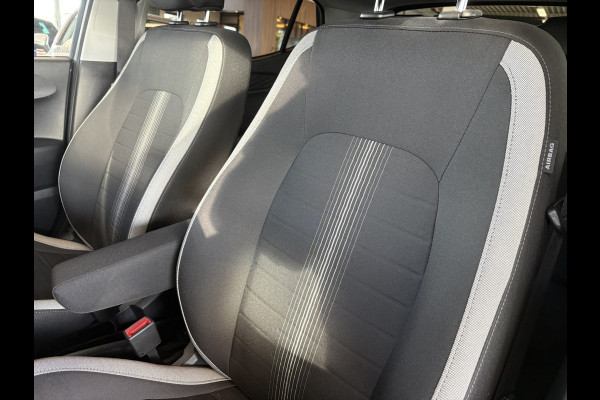 Hyundai i10 1.0 Automaat Comfort 5-zits CARPLAY/CRUISE/DAB/PRIVACYGLASS