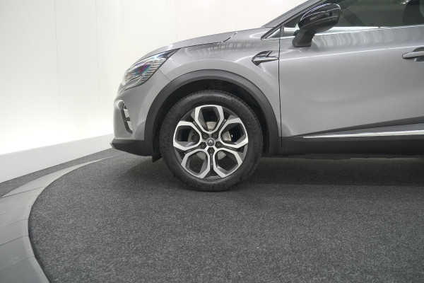 Renault Captur TCe 130 Intens | Trekhaak | Navigatie | Carplay | 18 Inch