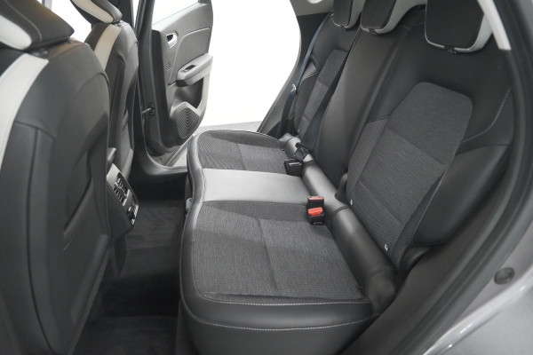 Renault Captur TCe 130 Intens | Trekhaak | Navigatie | Carplay | 18 Inch